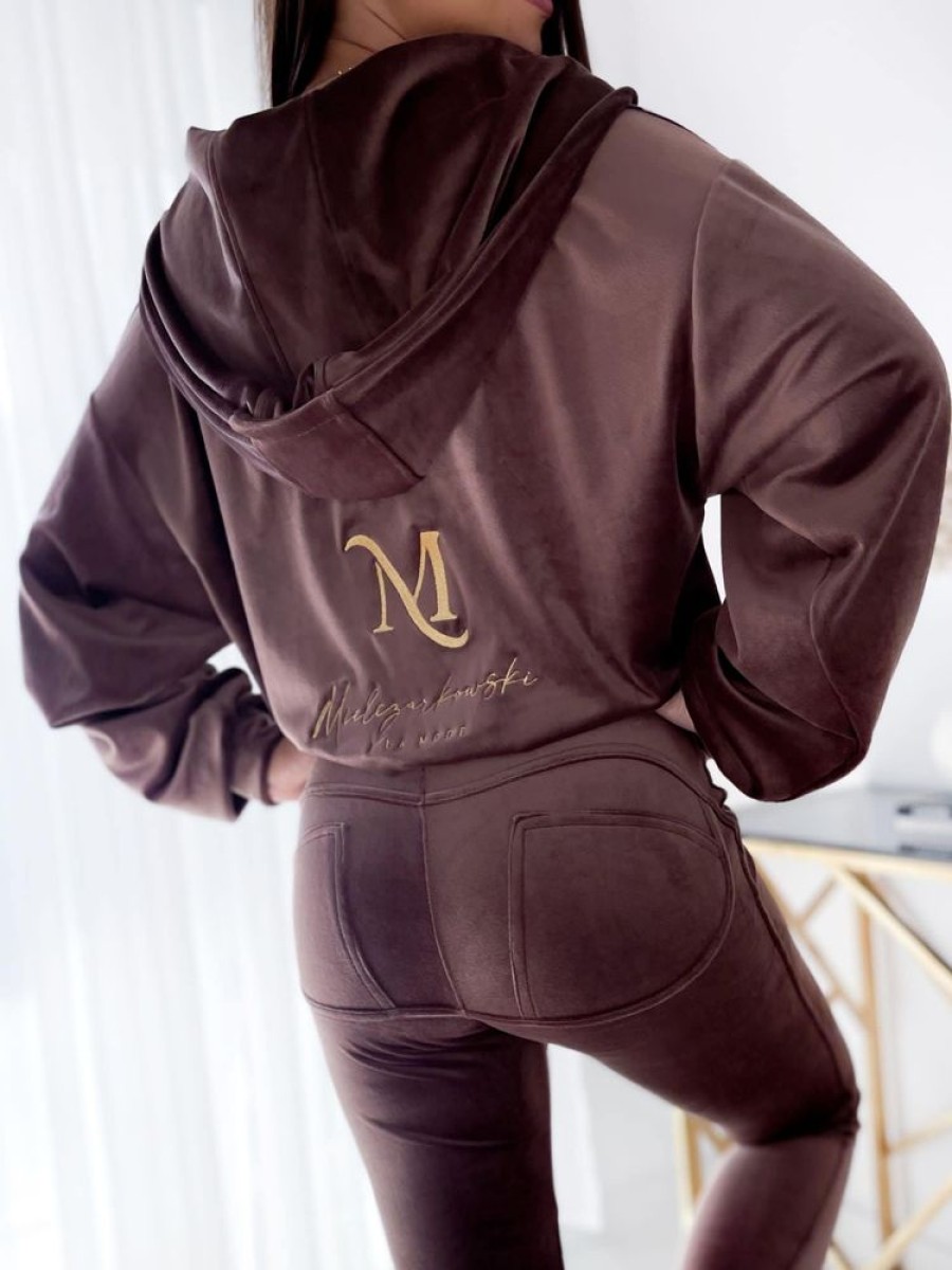 Odziez Stylowo | Nowosc Komplet Dresowy Z Weluru Logo Mielczarkowski Legginsy + Bluza Oversize - Cappuccino